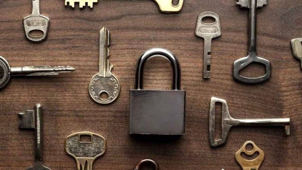 کلیدسازی شبانه روزی ایمن قفل در مشهد کلیدسازی شبانه روزی ایمن قفل در مشهد